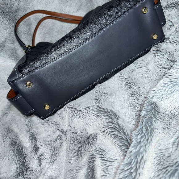 Coach EDIE SHOULDER BAG 31 - Picture 6 of 11